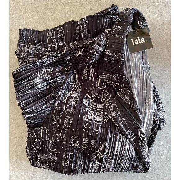 Dressed in LaLa matching set Plissé Set in "Interstellar Astronaut" size 2XL - Picture 3 of 9